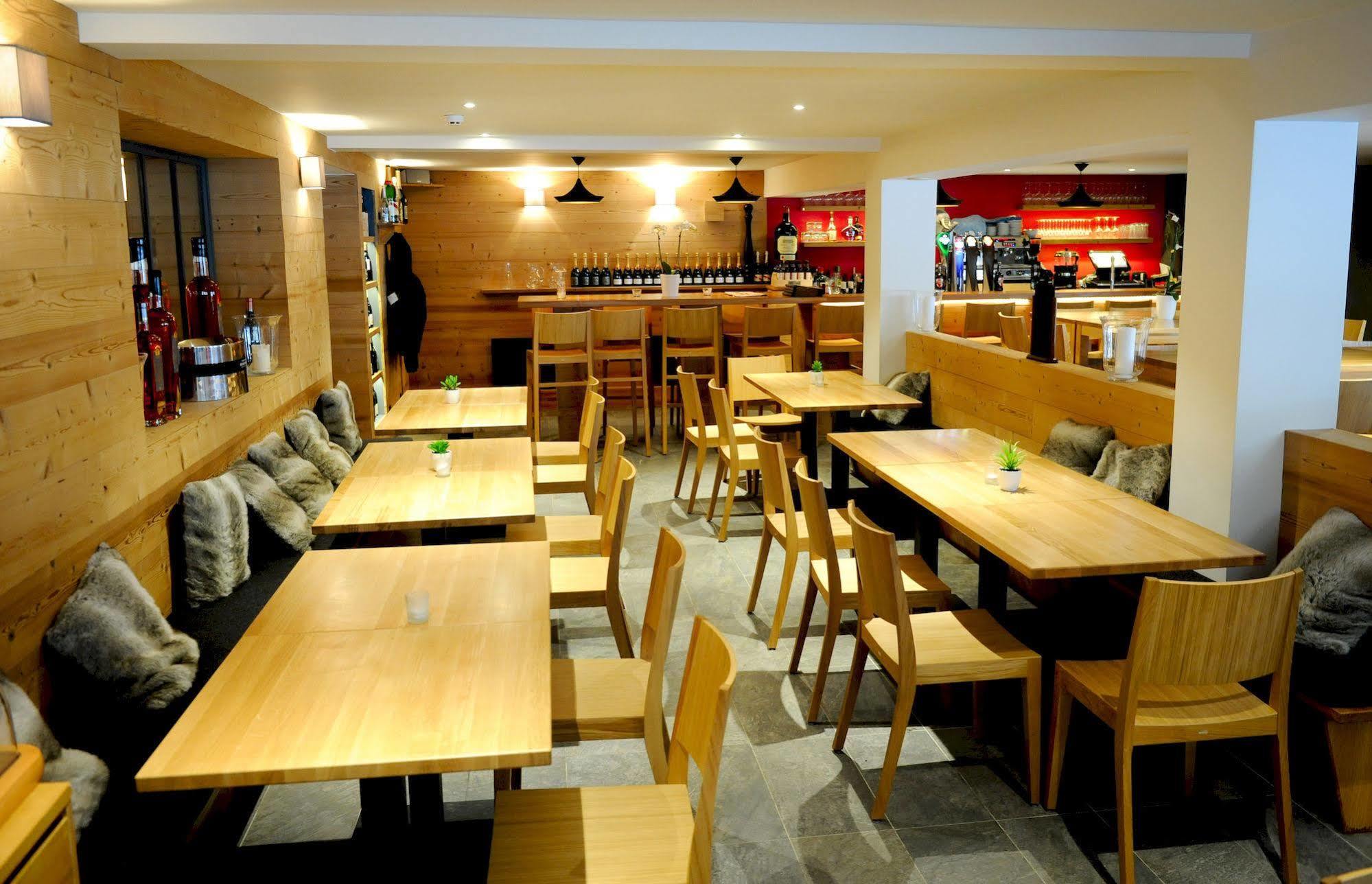 Chalet Hotel Regina 레게츠 외부 사진